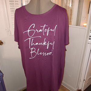 Women's Size 4 Torrid Burgandy Short Sleeve Grateful Tshirt